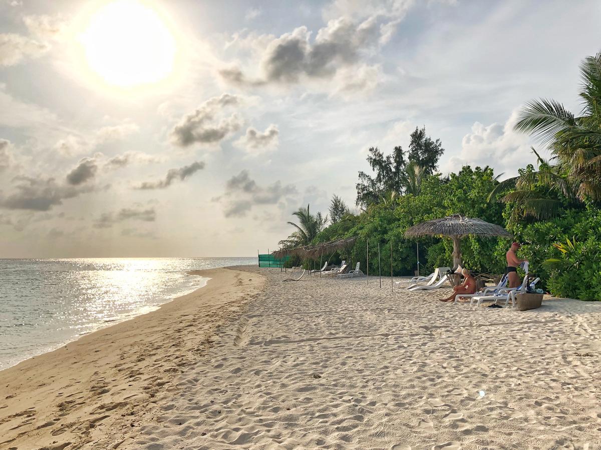 Wow Retreat Hotell Felidhoo Exteriör bild