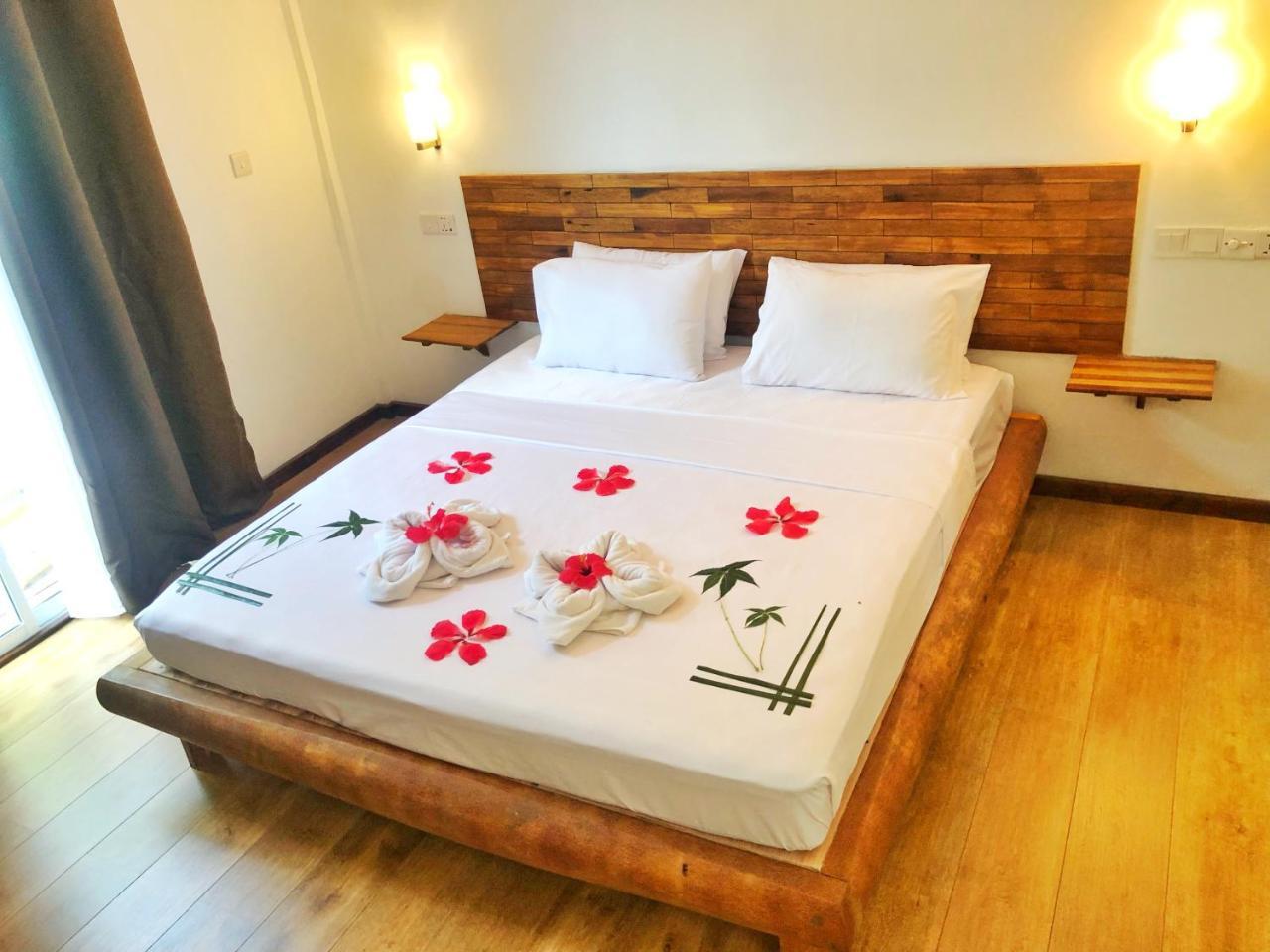 Wow Retreat Hotell Felidhoo Exteriör bild